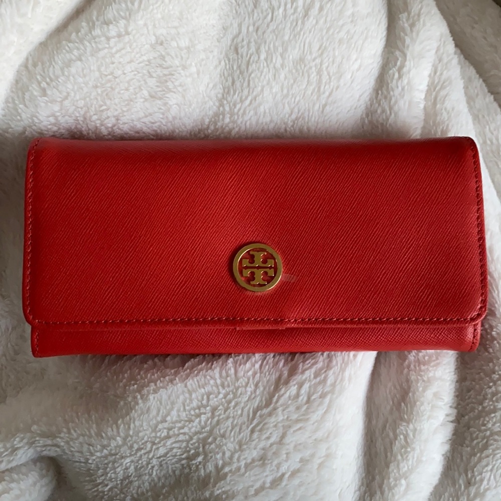 Brand New with Tags Tory Burch Wallet